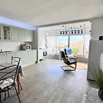 Cosy Flat 500 M From The With Swimming Pools And Tennis Court