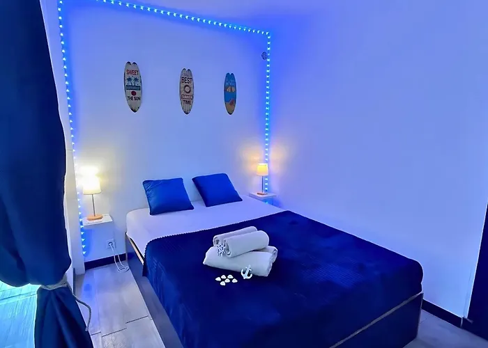 Cosy Flat 500 M From The With Swimming Pools And Tennis Court *