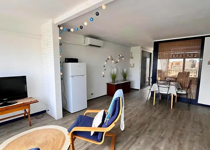 Cosy Flat 500 M From The With Swimming Pools And Tennis Court Apartamento